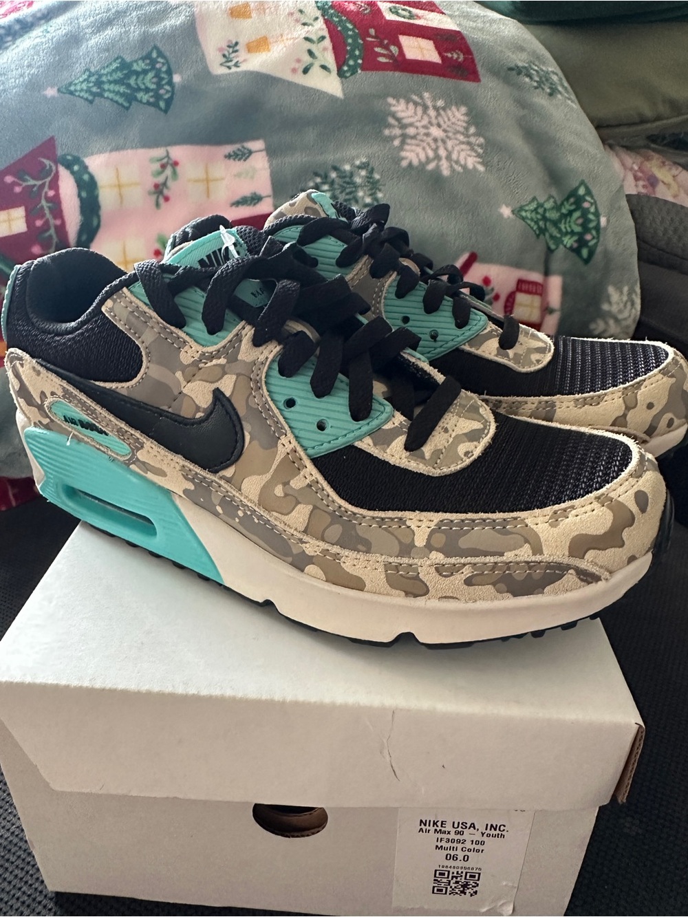 New: Nike Air Max in Black, Teal & Beige Camo youth size 6Y